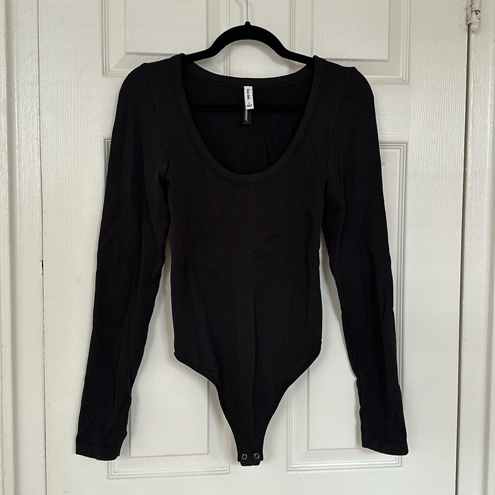 Aritzia Ribbed Bodysuit
